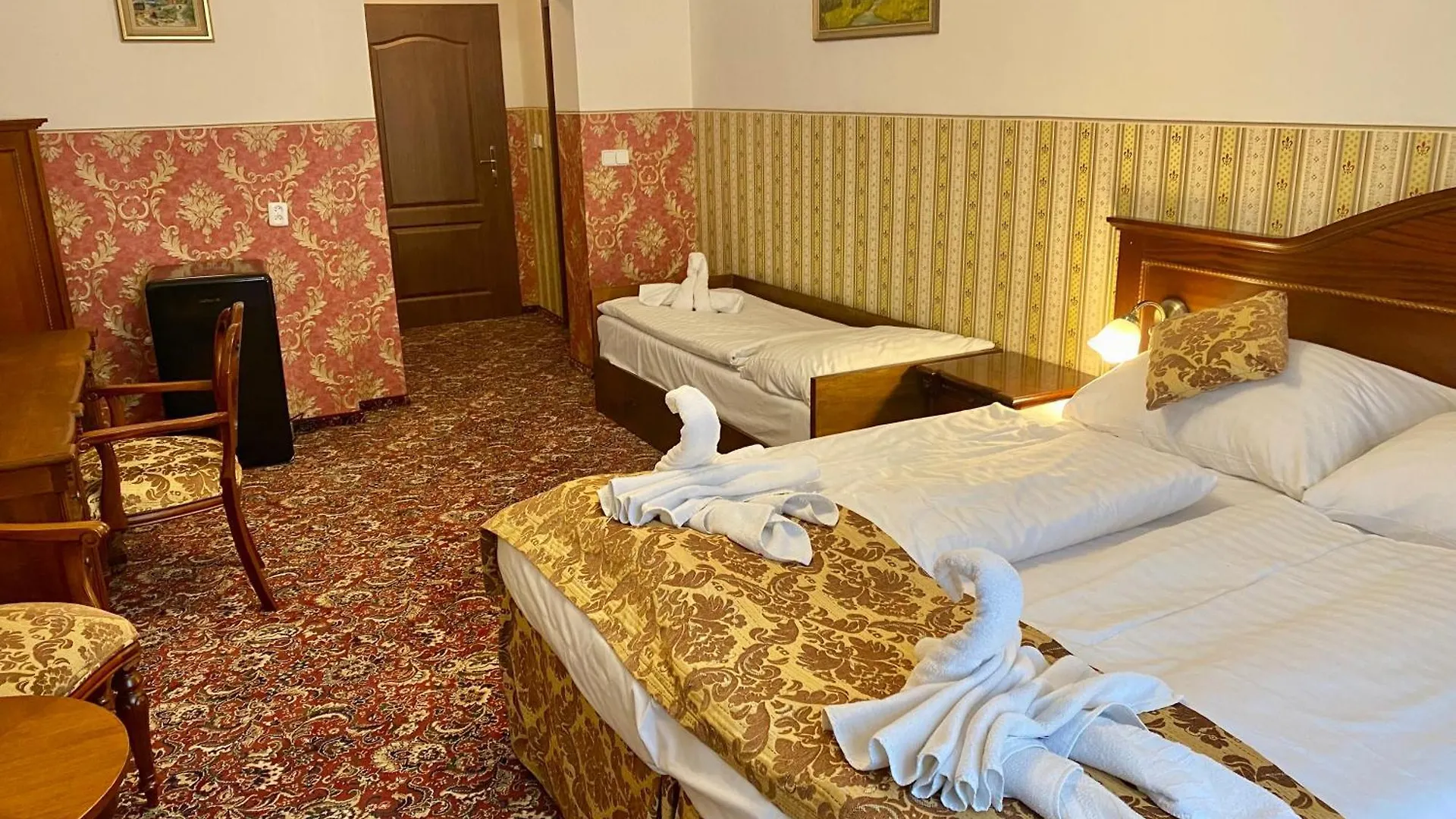 Hotel Liliova Prague Old Town 4*,