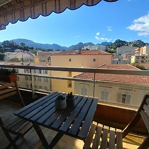 Avec Parking Privé Au Cœur De La , Mentone Francia